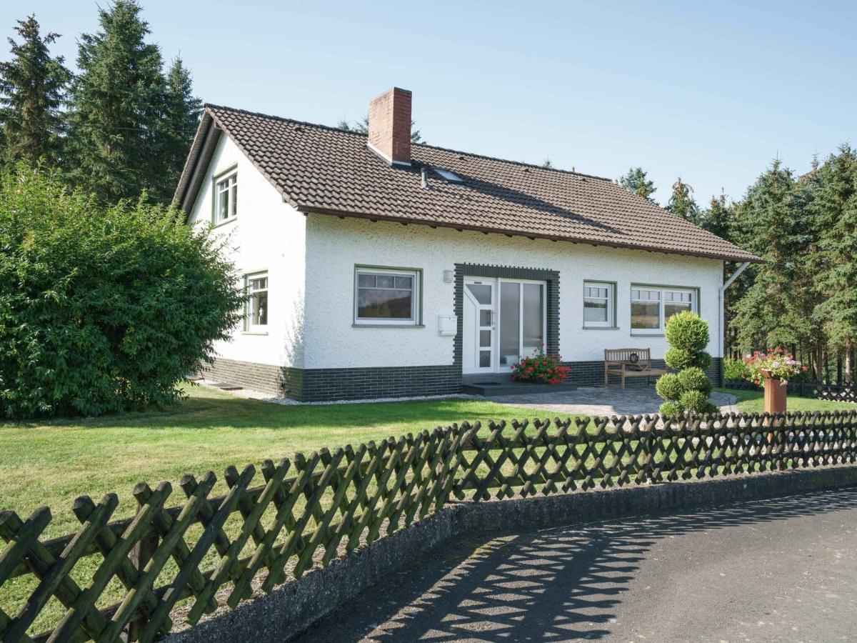 A Detached Holiday Home In A Highly Scenic Area Trierscheid Buitenkant foto