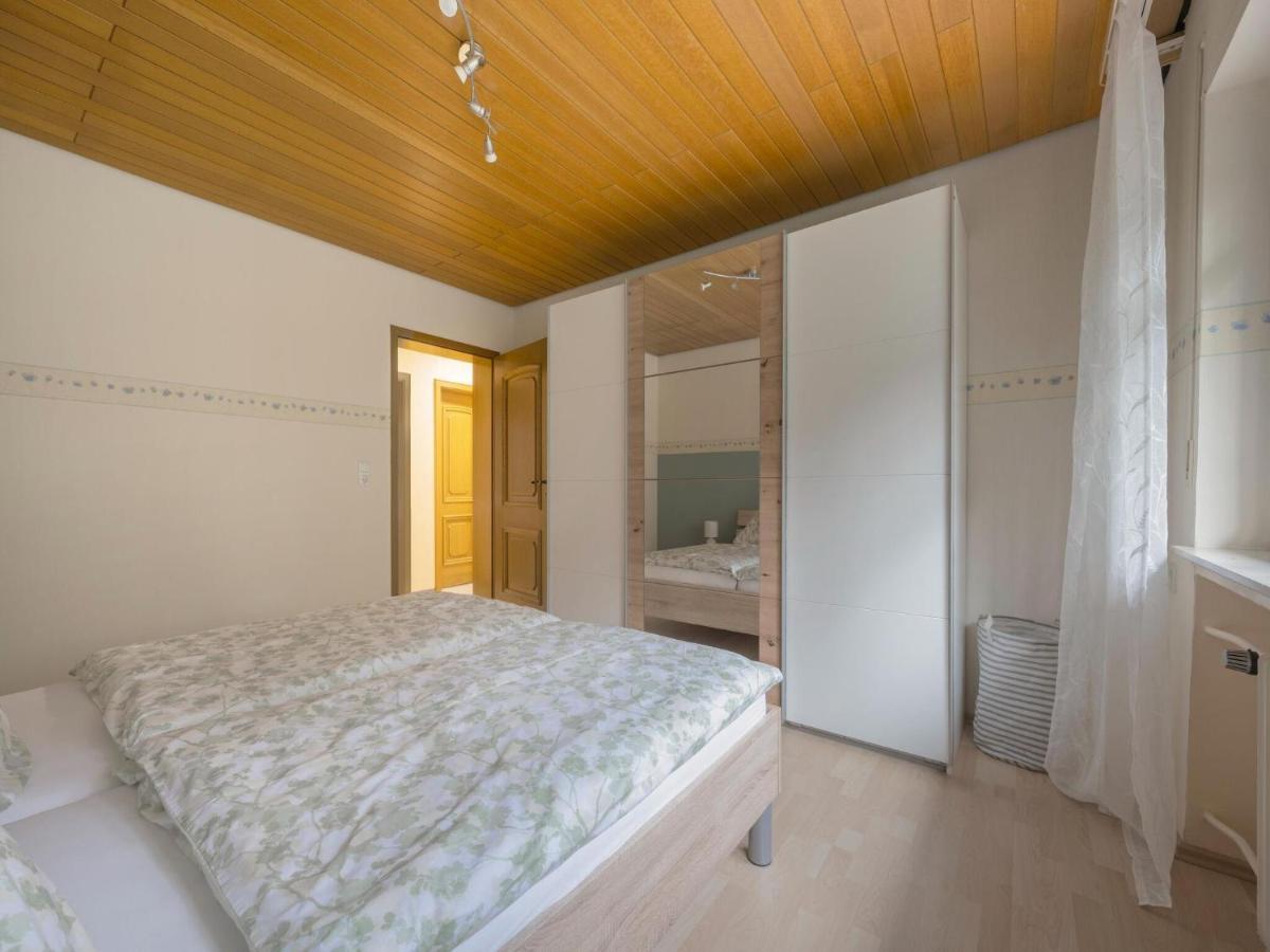A Detached Holiday Home In A Highly Scenic Area Trierscheid Buitenkant foto