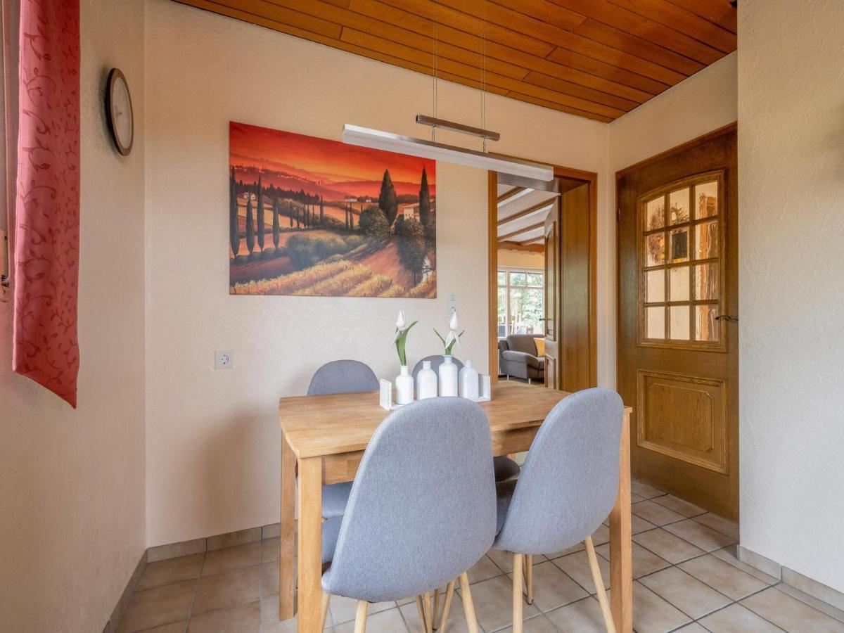 A Detached Holiday Home In A Highly Scenic Area Trierscheid Buitenkant foto